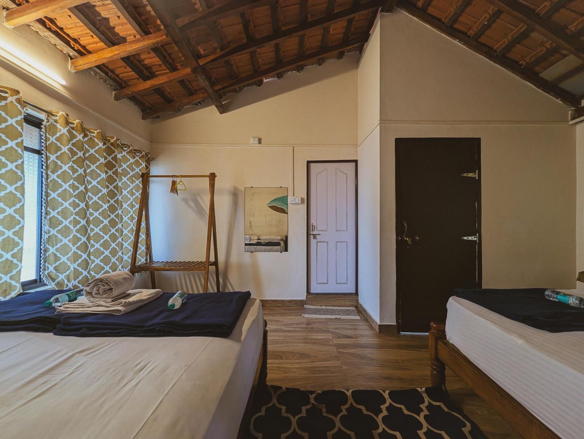 Sunset Cafe Beach Stay Gokarna  Exteriör bild