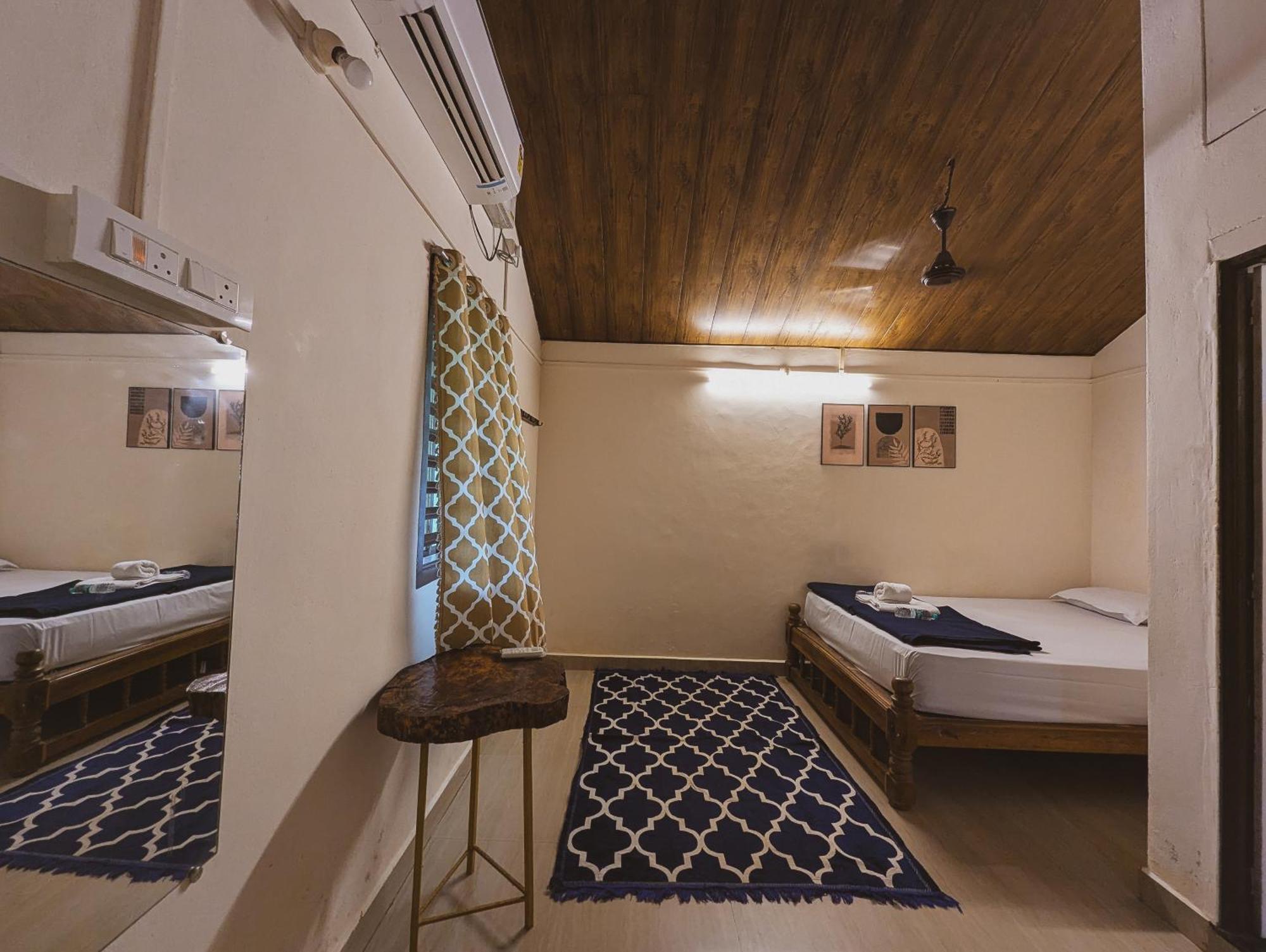 Sunset Cafe Beach Stay Gokarna  Exteriör bild