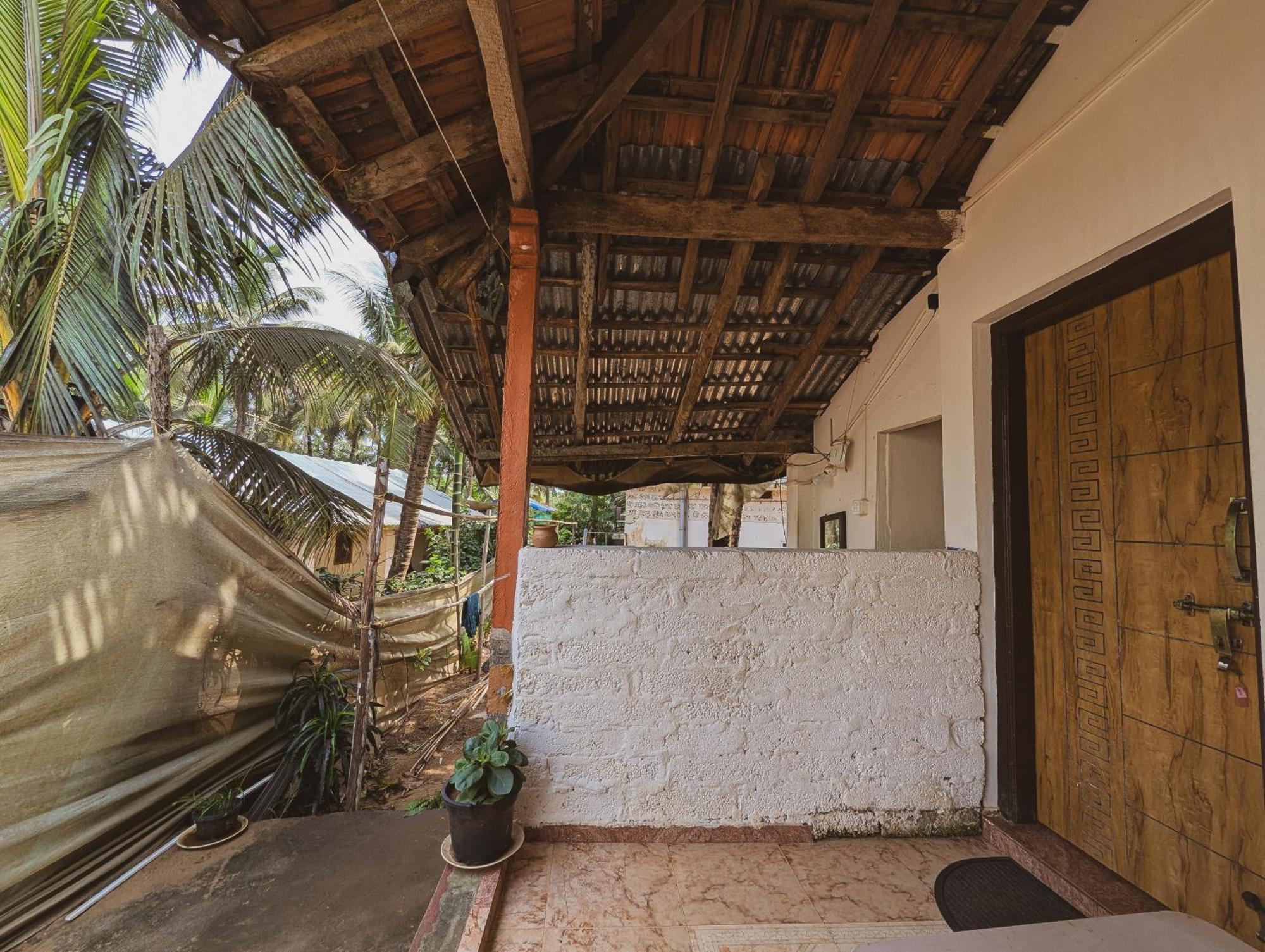 Sunset Cafe Beach Stay Gokarna  Exteriör bild