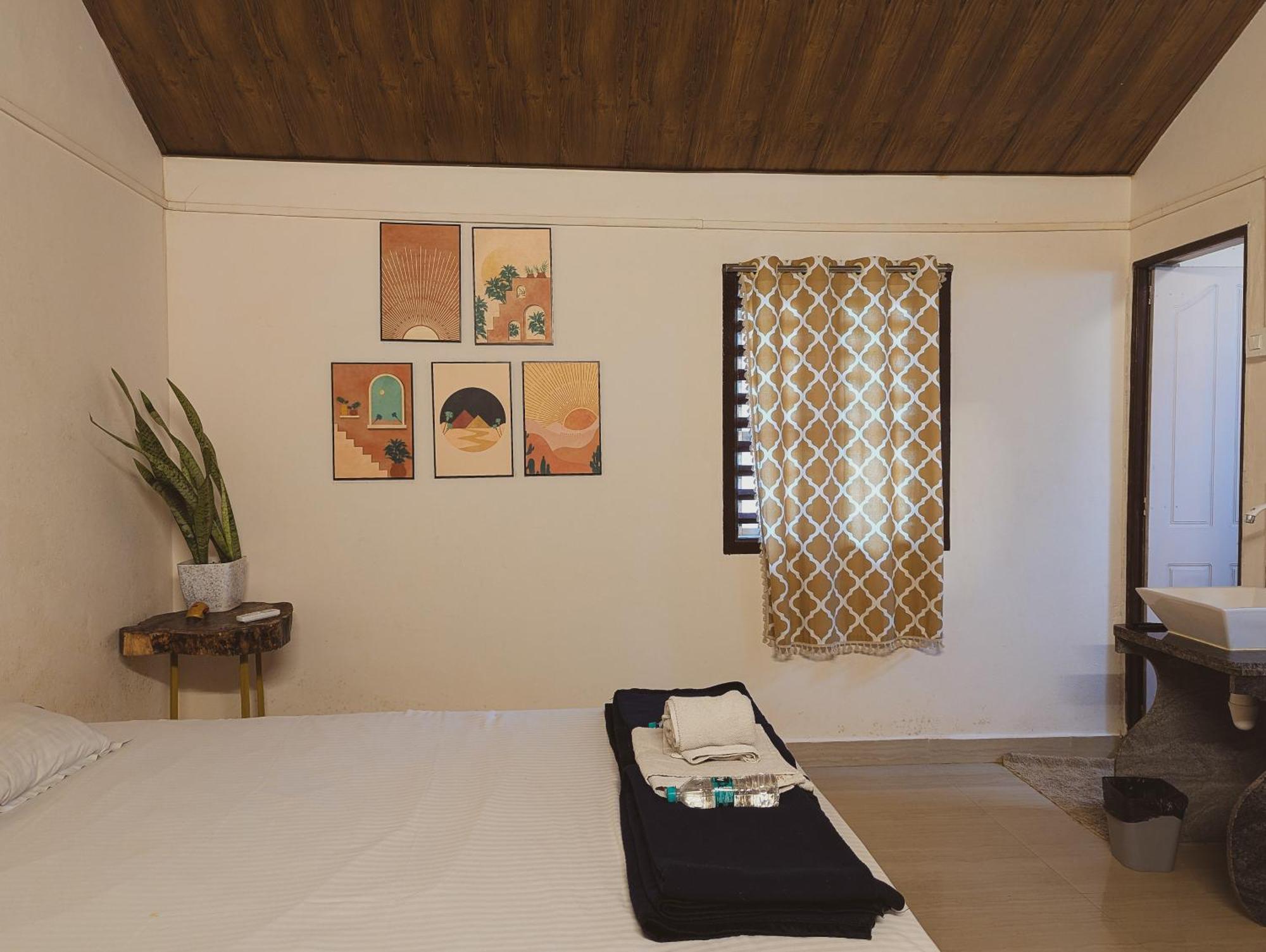 Sunset Cafe Beach Stay Gokarna  Exteriör bild