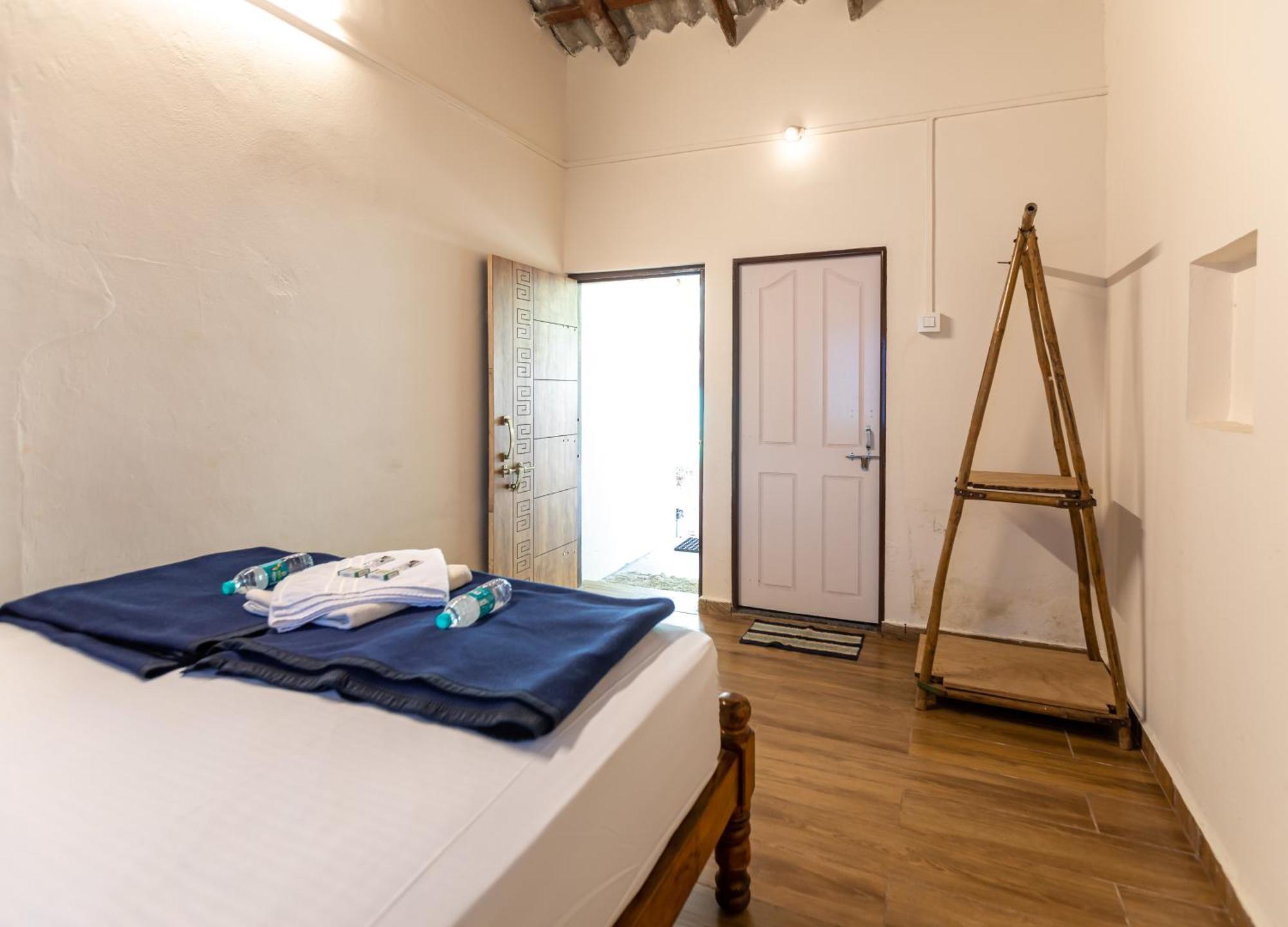 Sunset Cafe Beach Stay Gokarna  Exteriör bild