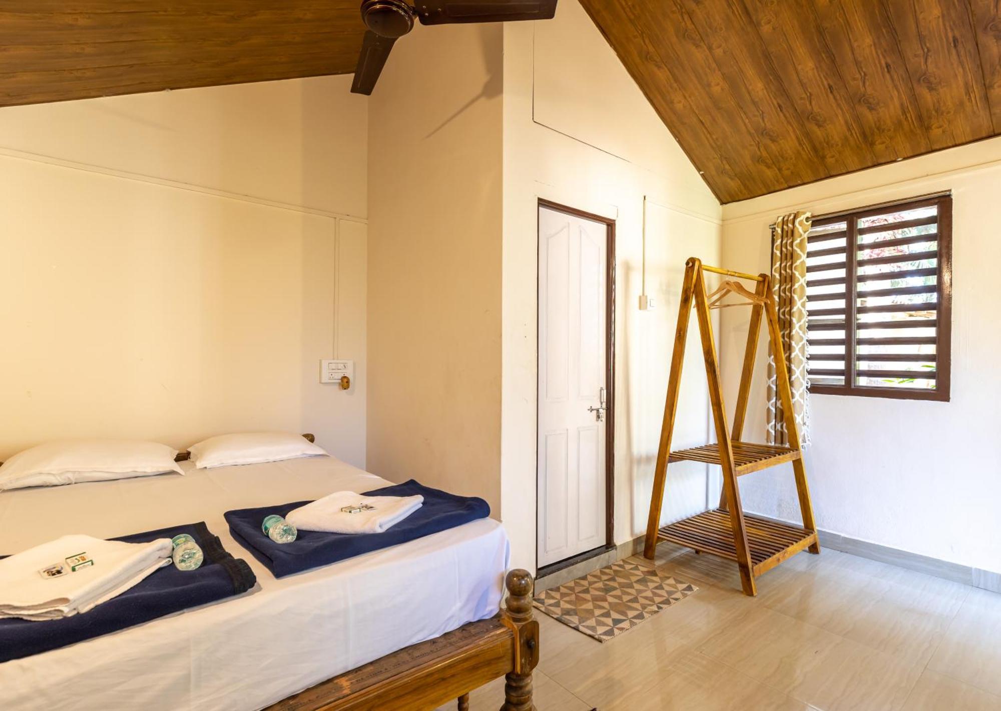 Sunset Cafe Beach Stay Gokarna  Exteriör bild