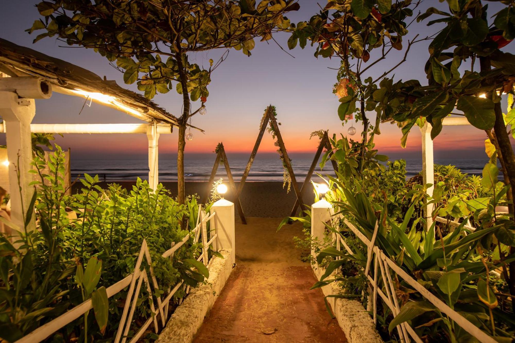 Sunset Cafe Beach Stay Gokarna  Exteriör bild