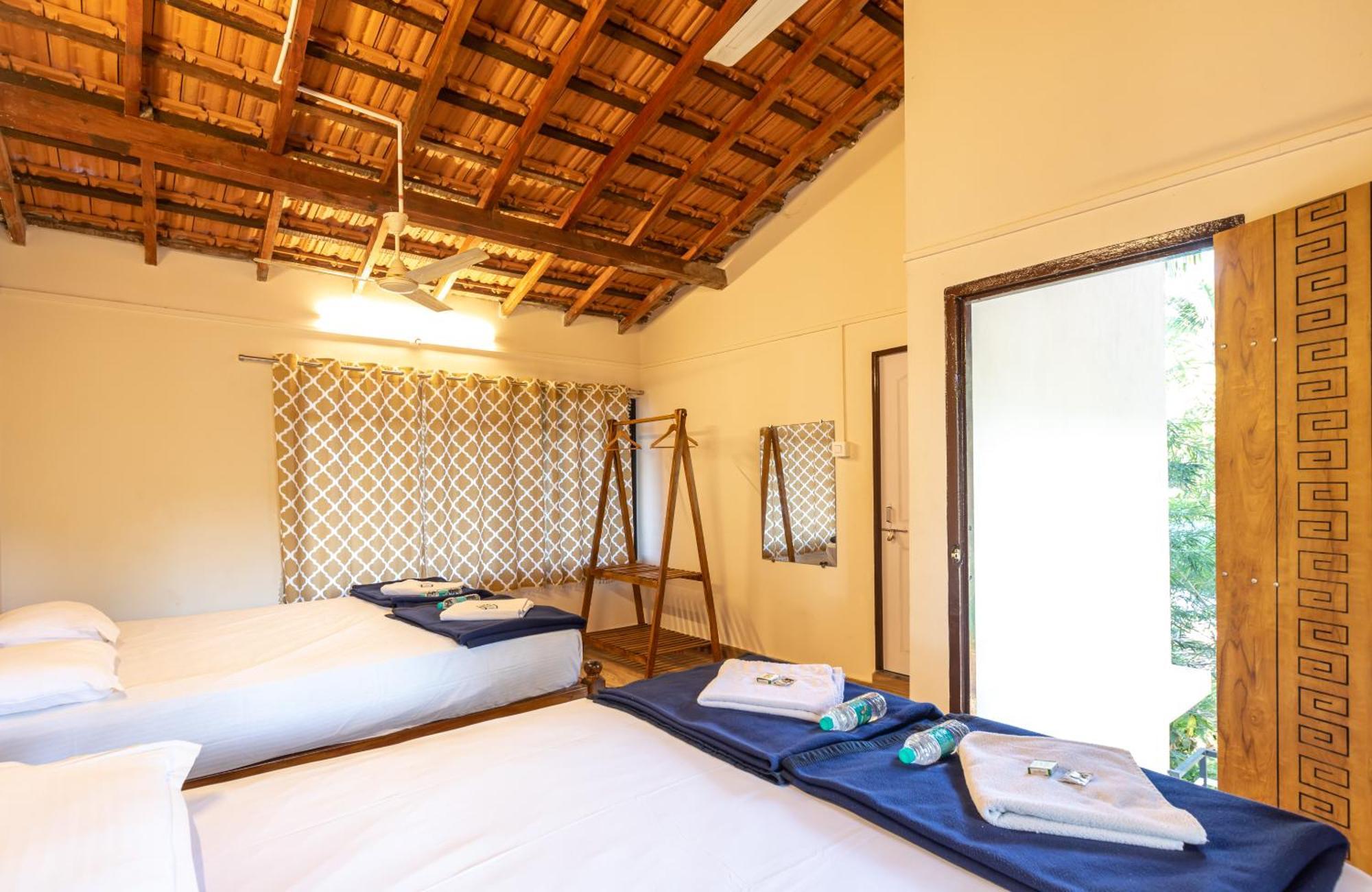 Sunset Cafe Beach Stay Gokarna  Exteriör bild