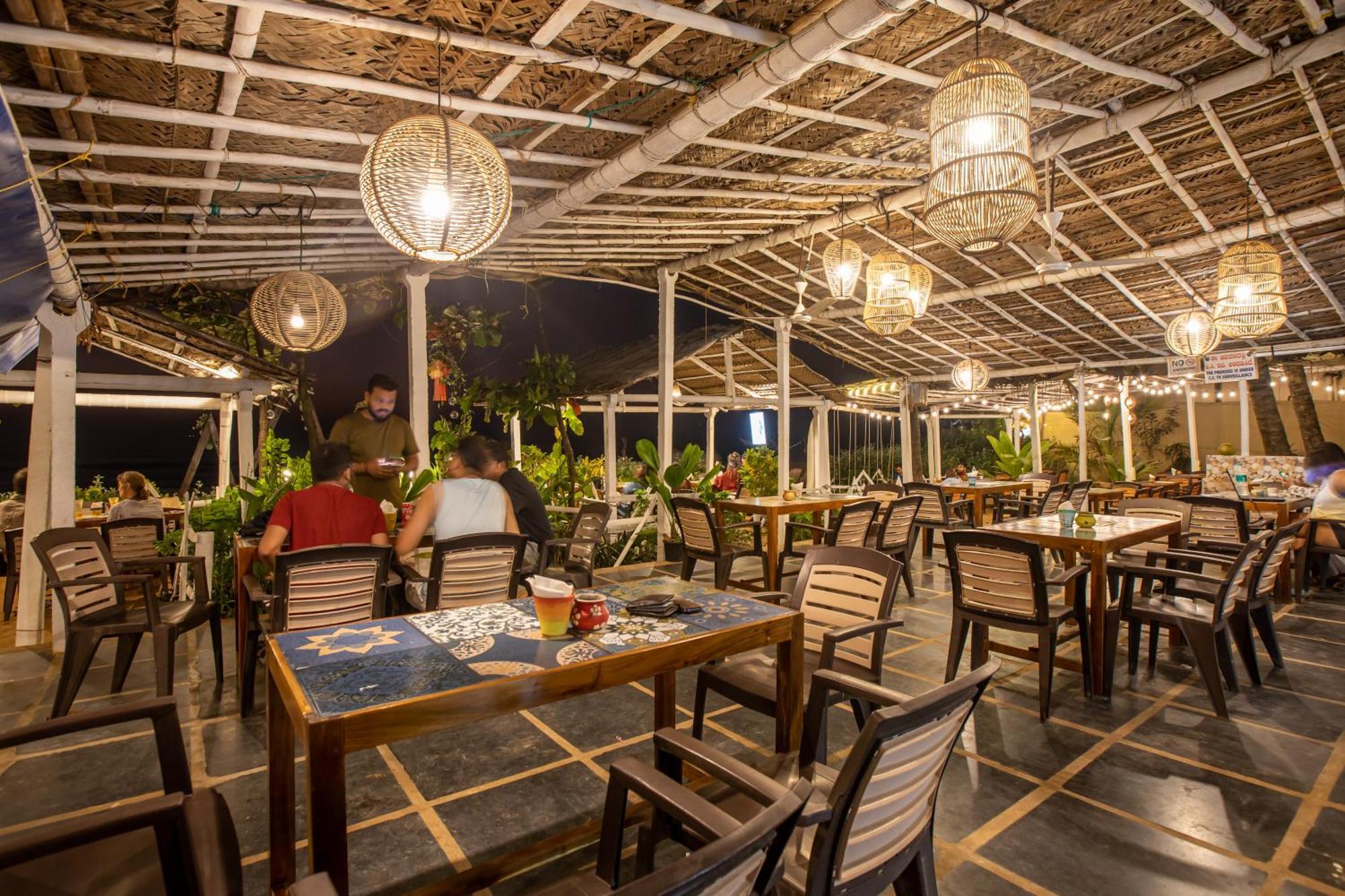 Sunset Cafe Beach Stay Gokarna  Exteriör bild